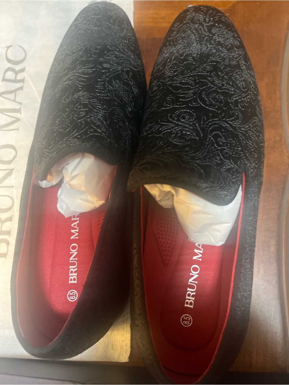 Bruno Marc Black Embossed Slip-On Loafers with Red Insole
